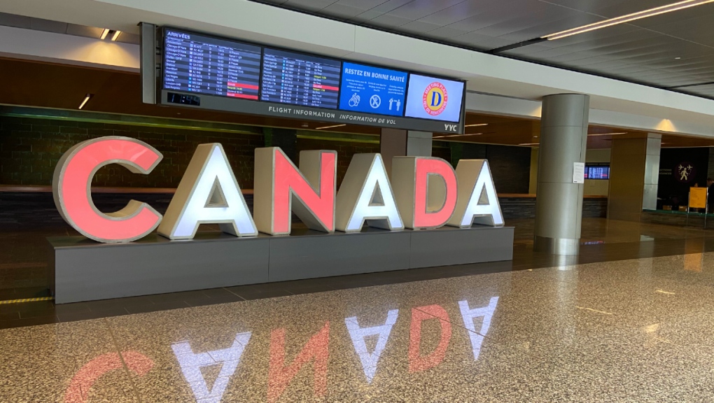 Canada sign at YYC Calgary International Airport. (file)