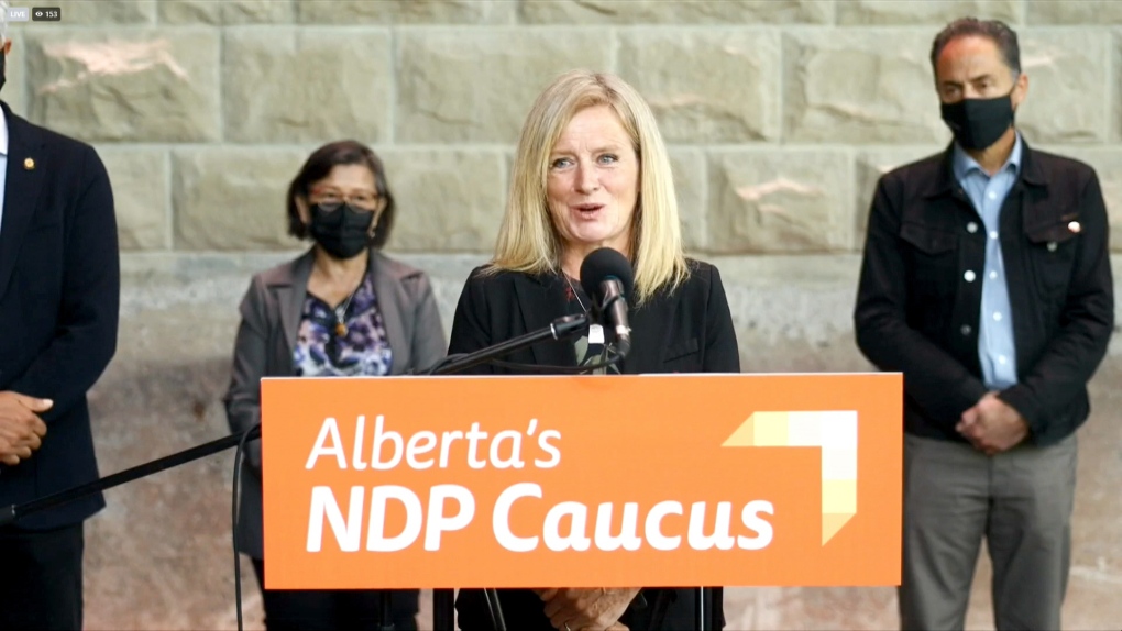 Alberta NDP Leader Rachel Notley speaks in Calgary, calling on the province to implement a door-to-door campaign to increase vaccination rates and reduce hesitancy. (file)