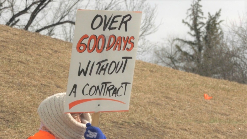 Faculty at the university have been without a contract for over 600 days; their collective agreement expired on June 30, 2020.
