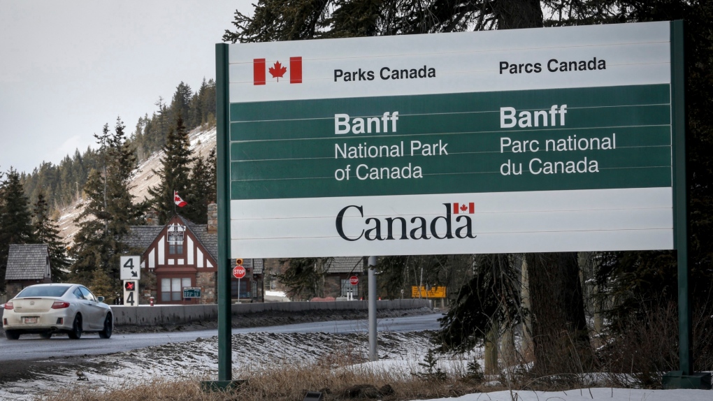 The Banff National Park entrance is shown in Banff, Alta., Tuesday, March 24, 2020. (THE CANADIAN PRESS/Jeff McIntosh)
