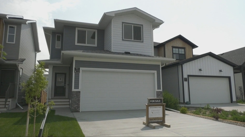 Average home prices climb in Lethbridge as buyers seek lower prices,Sergey Korostensky