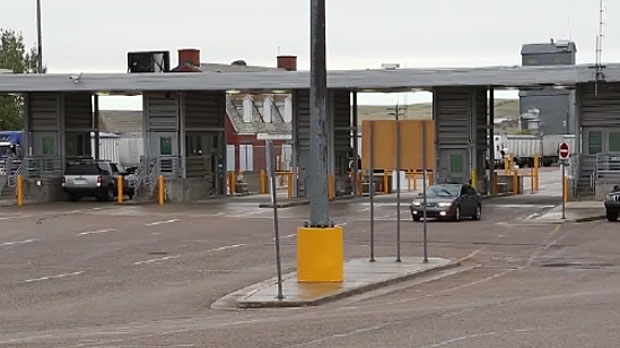 Coutts border crossing