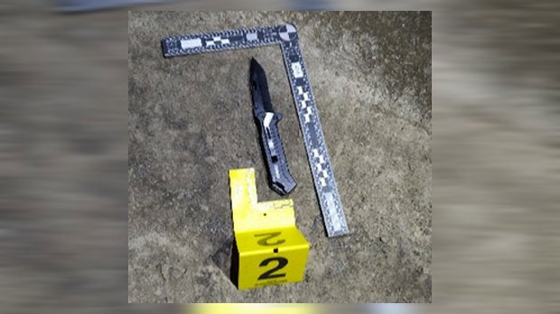 ASIRT - Folding knife at scene of fatal shooting