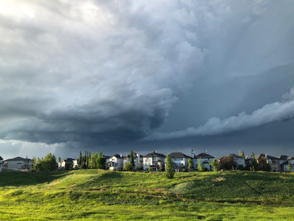 Tornado warning, Calgary, Kincora