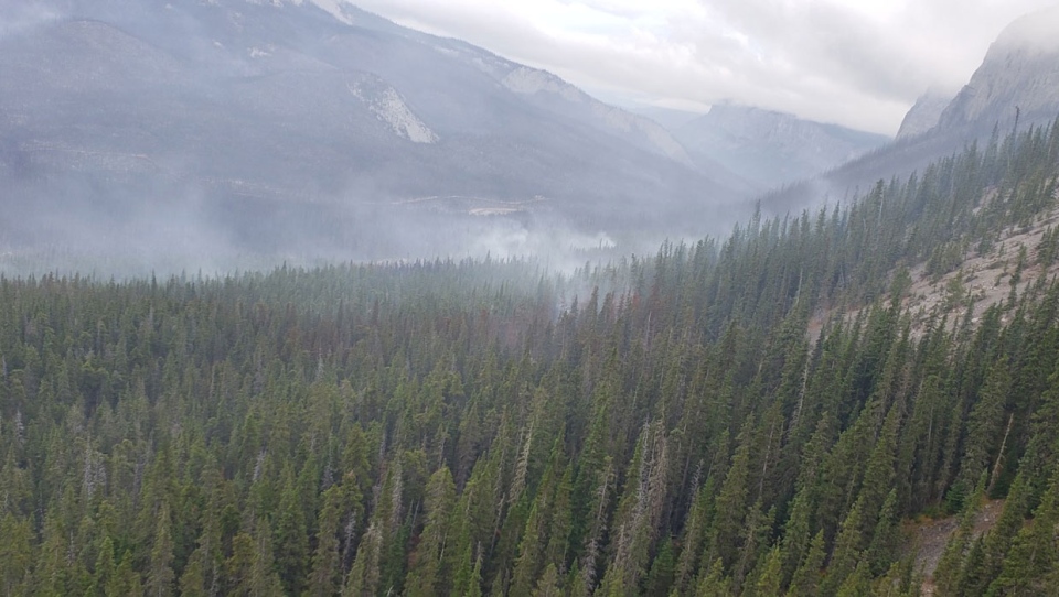 Calgary, wildfire, benchlands, bighorn, fire