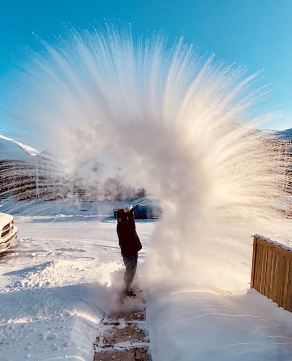 Carie, frozen, boiling water, Calgary