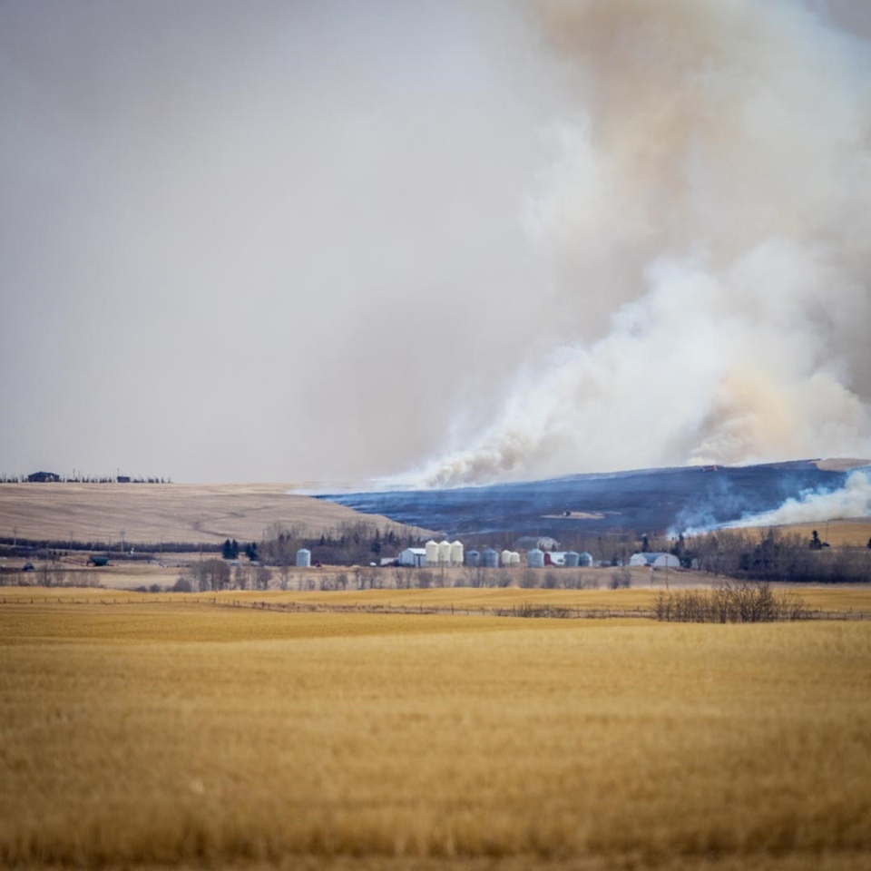 brushfire, wildfire, southern Alberta, Milo, Rod